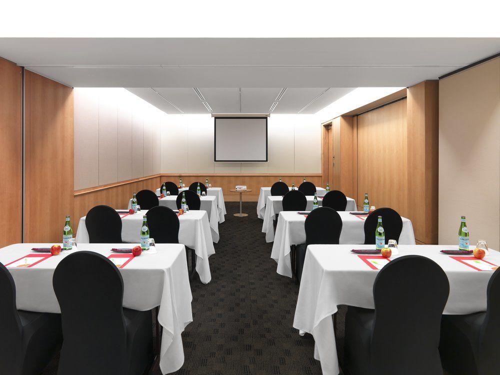 Hotel Crowne Plaza Sydney Macquarie Park By Ihg Exterior foto