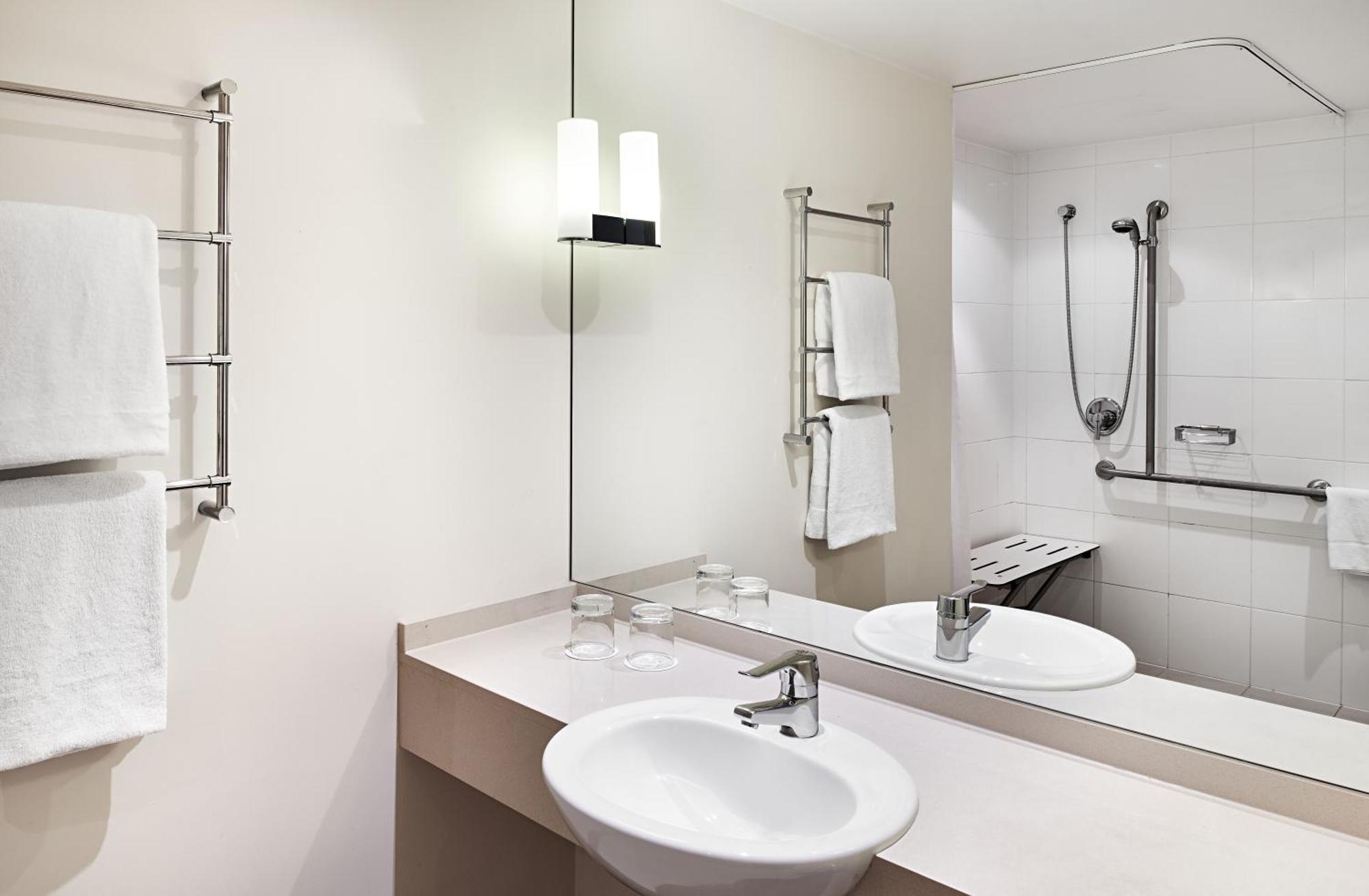 Hotel Crowne Plaza Sydney Macquarie Park By Ihg Exterior foto